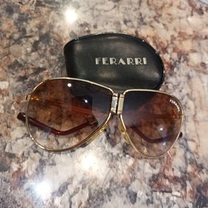 VINTAGE FERARRI FOLDING SUNGLASSES WITH CASE